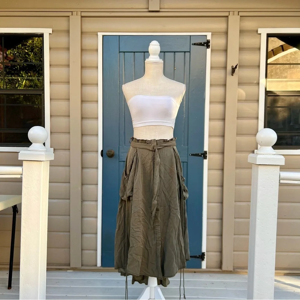 Free People Anja Rubik fronts Midi Skirt Women’s Size L - Picture 2 of 7